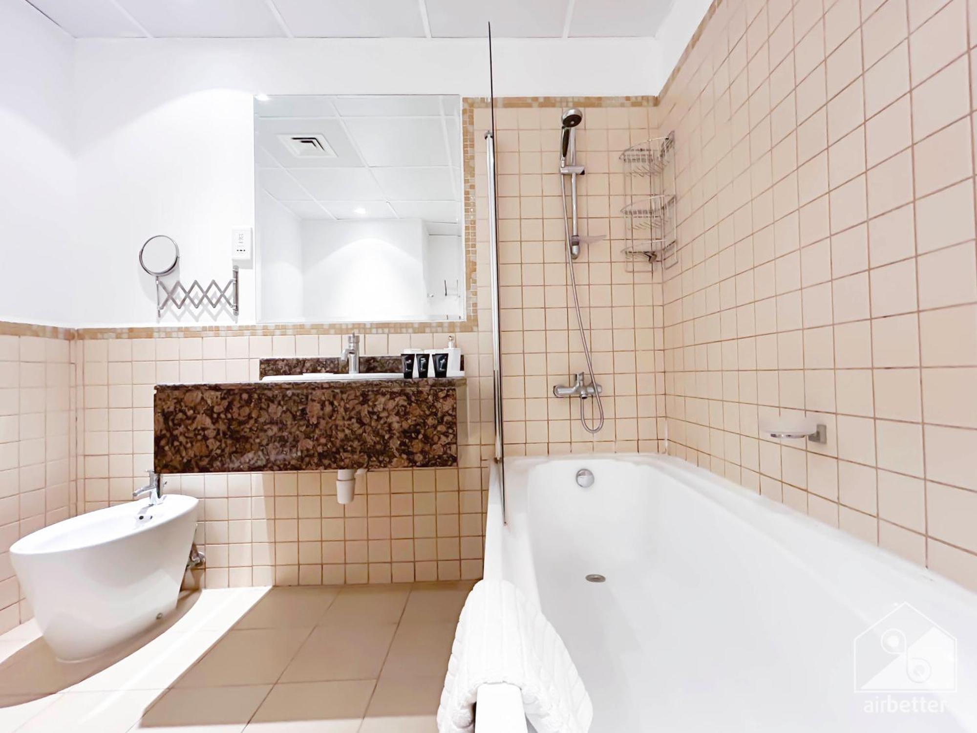 Luxurious 3b- Maid With Breathtaking Views In Jbr Apartment *